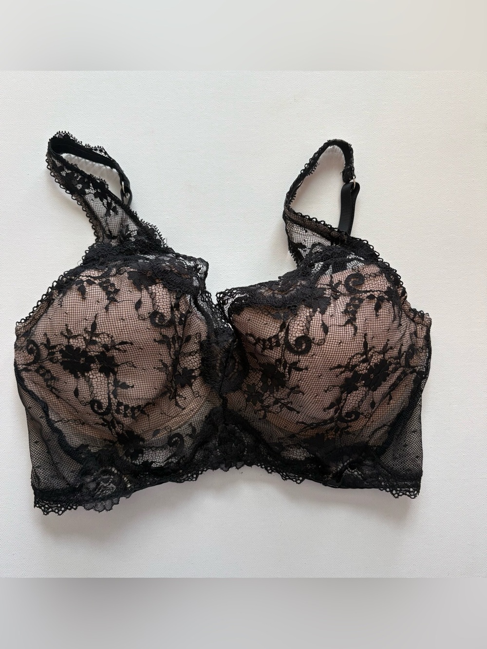 Victoria's Secret Black Lace Lined Demi Underwire Bra Size 34DD